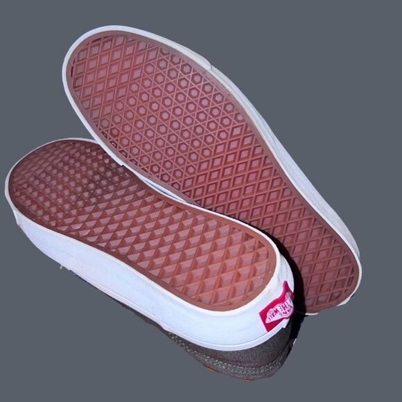 NWOB Vans Style 205 Dipped Trainer Sneakers Olive/True White Size 10.5 - Picture 6 of 10